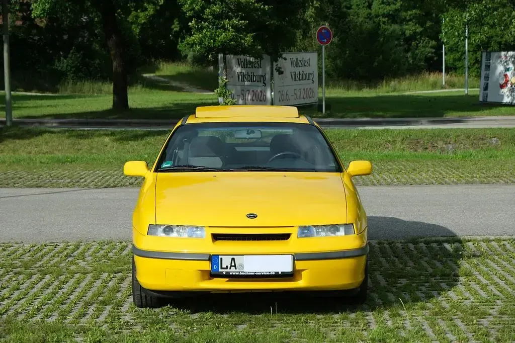 Gebraucht Opel Calibra 116 PS (85 kW) 1995 Gelb Coupé