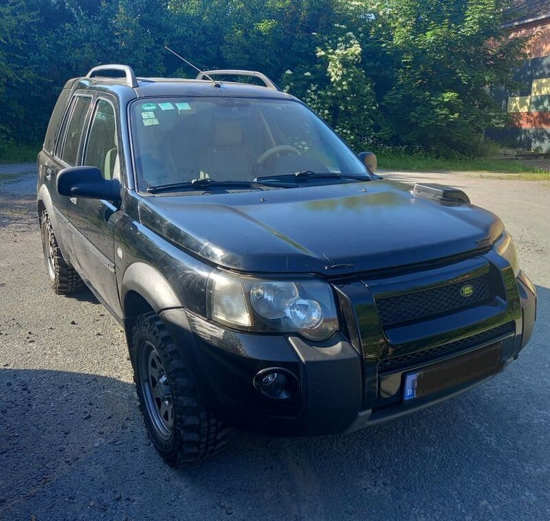 Schwarz Gebraucht 2005 Land Rover Freelander HSE SUV | 4.500 € (Etwas zu teuer) - Bild 1/4
