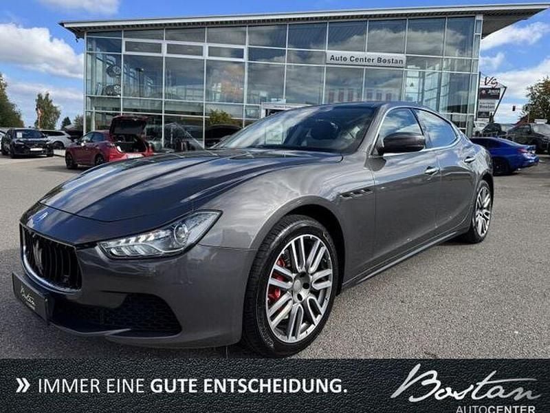 Grau Gebraucht 2017 Maserati Ghibli Coupé | 24.900 € (Superpreis) - Bild 1/4