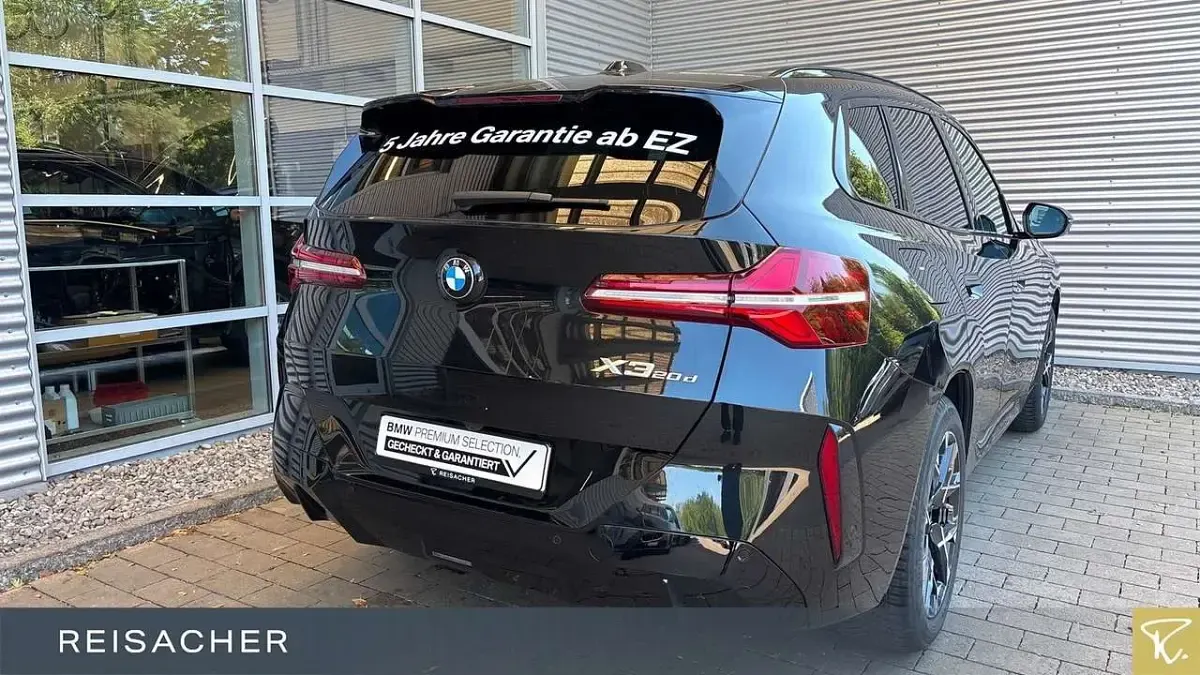 Gebraucht BMW X3 M Sport 197 PS (144 kW) 2025 Schwarz SUV