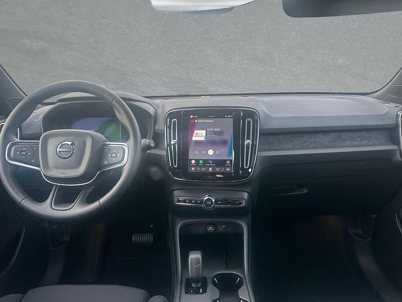 Gebraucht Volvo EX40 Plus 185 kW (252 PS) 2025 Weiß SUV