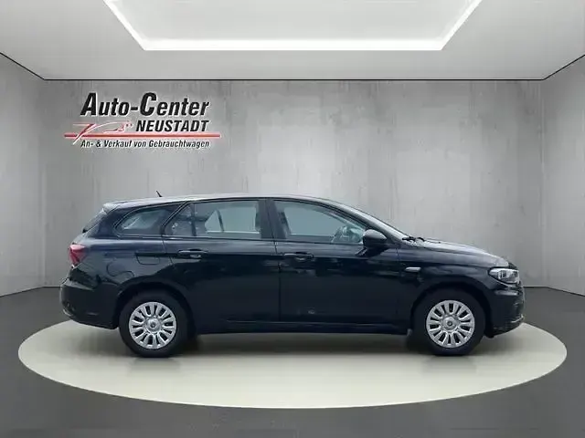 Gebraucht Fiat Tipo Street 95 PS (69 kW) 2020 Schwarz Kombi
