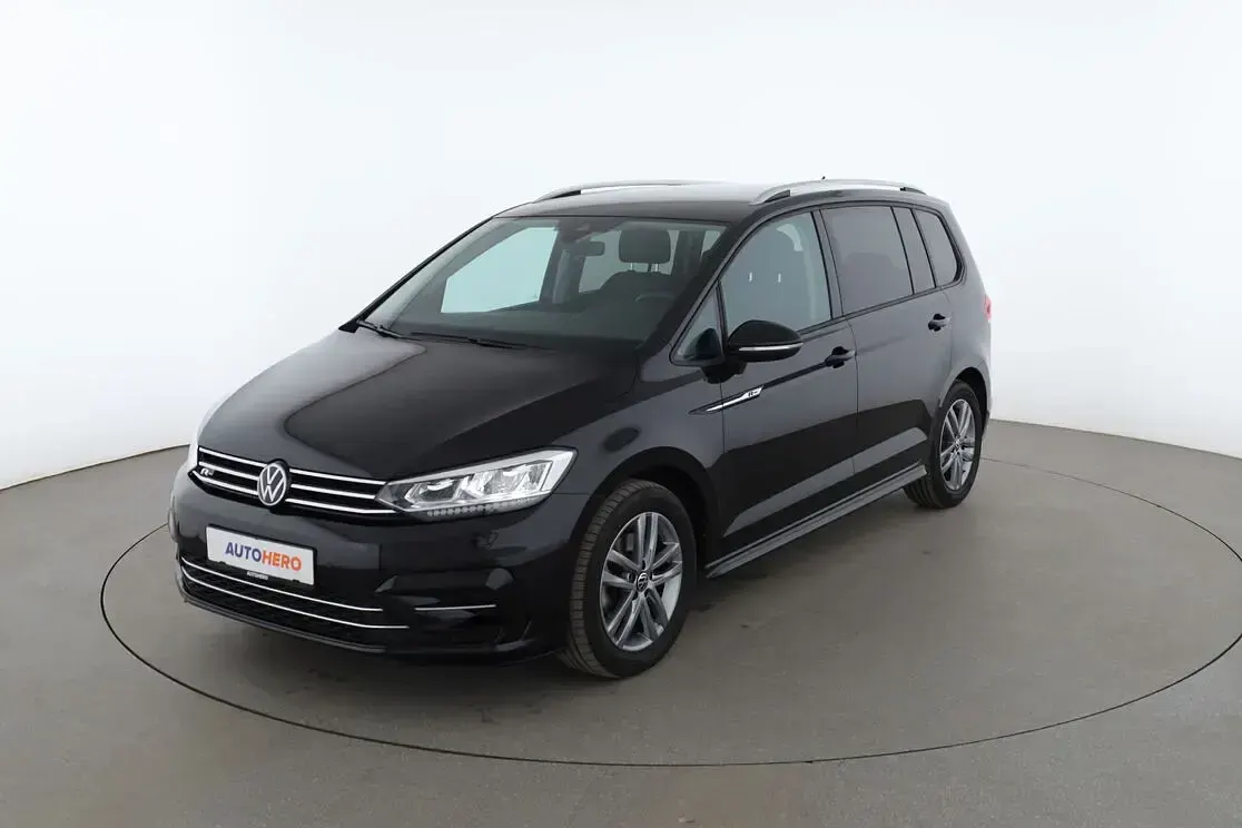 Gebraucht VW Touran Comfortline 150 PS (110 kW) 2023 Van / Kleinbus