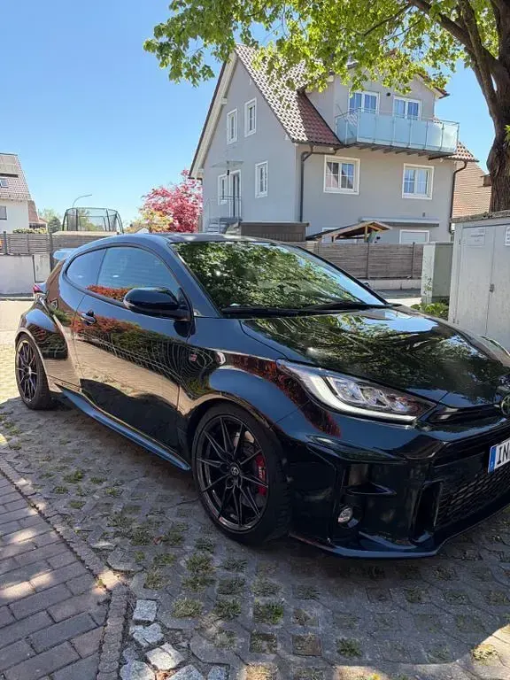 Gebraucht Toyota Yaris 261 PS (191 kW) 2022 Schwarz Kleinwagen