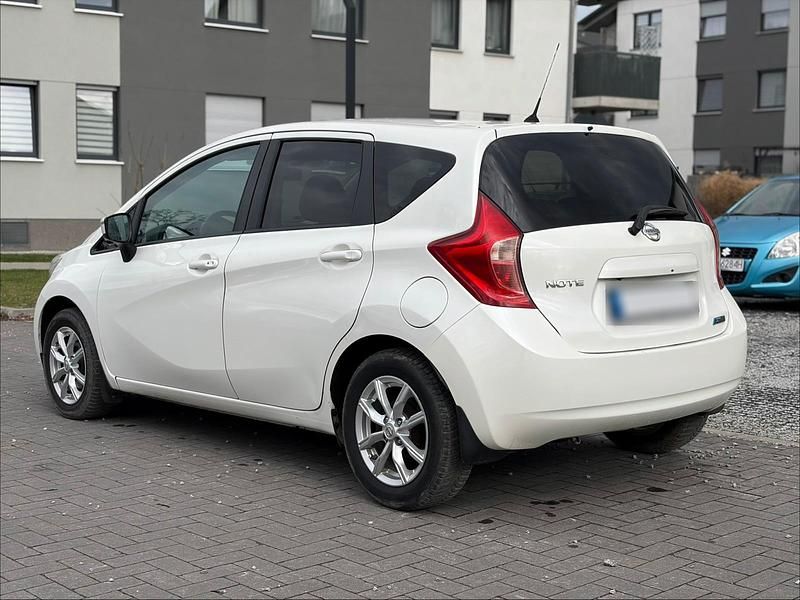 Second-hand Nissan Note 90 CP (66 kW) 2012 Alb Hatchback