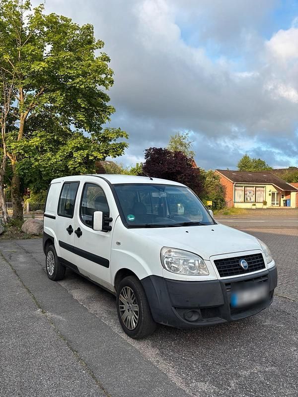 Weiß Gebraucht 2007 Fiat Doblò Van / Kleinbus | 2.100 € (Guter Preis) - Bild 1/4