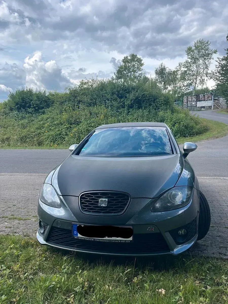 Gebraucht Seat Leon FR 125 PS (91 kW) 2012 Grau Limousine