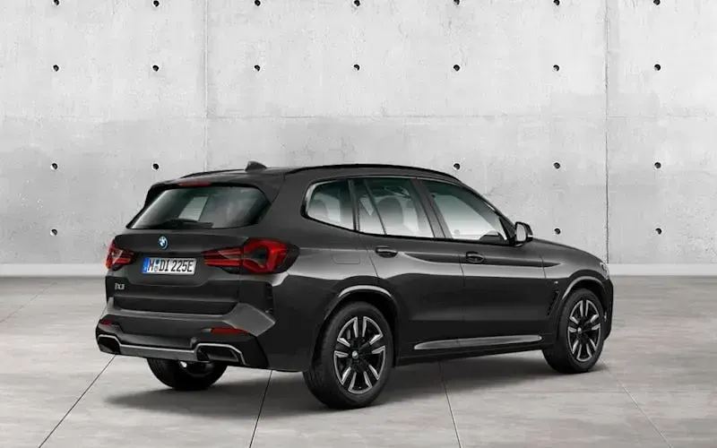 Gebraucht BMW iX3 Shadowline 210 kW (286 PS) 2023 Grau SUV