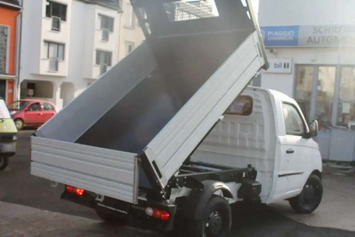 Ny Piaggio Porter 150 kW (204 HK) 2025 Hvid SUV