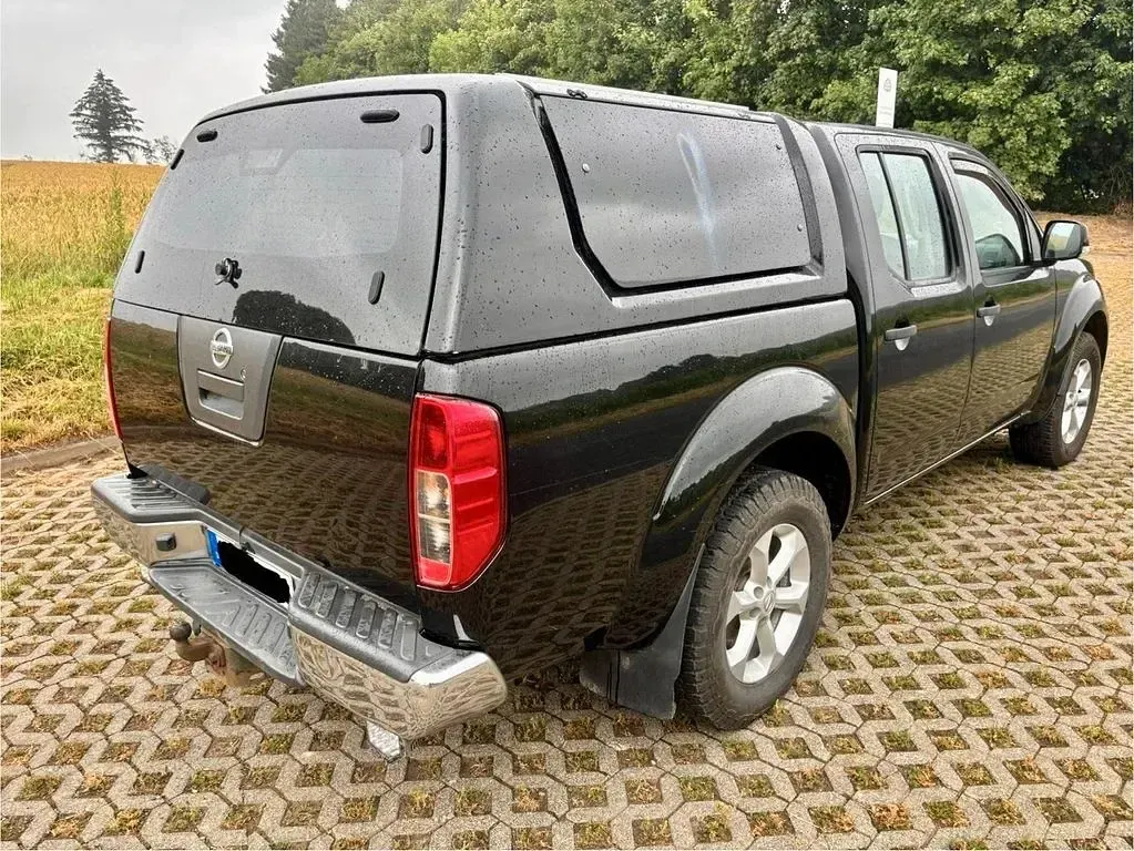 Gebraucht Nissan Navara 190 PS (139 kW) 2013 Schwarz Pickup