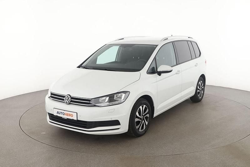 Weiß Gebraucht 2021 VW Touran Active Van / Kleinbus | 23.680 € (Guter Preis) - Bild 1/3