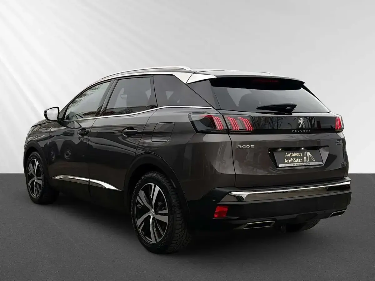 Gebraucht Peugeot 3008 GT 299 PS (219 kW) 2023 Lackierung platiniumgrau/meta SUV