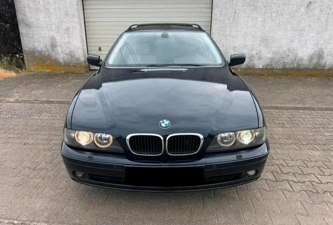 Gebraucht BMW 525 192 PS (141 kW) 2001 Blau Kombi