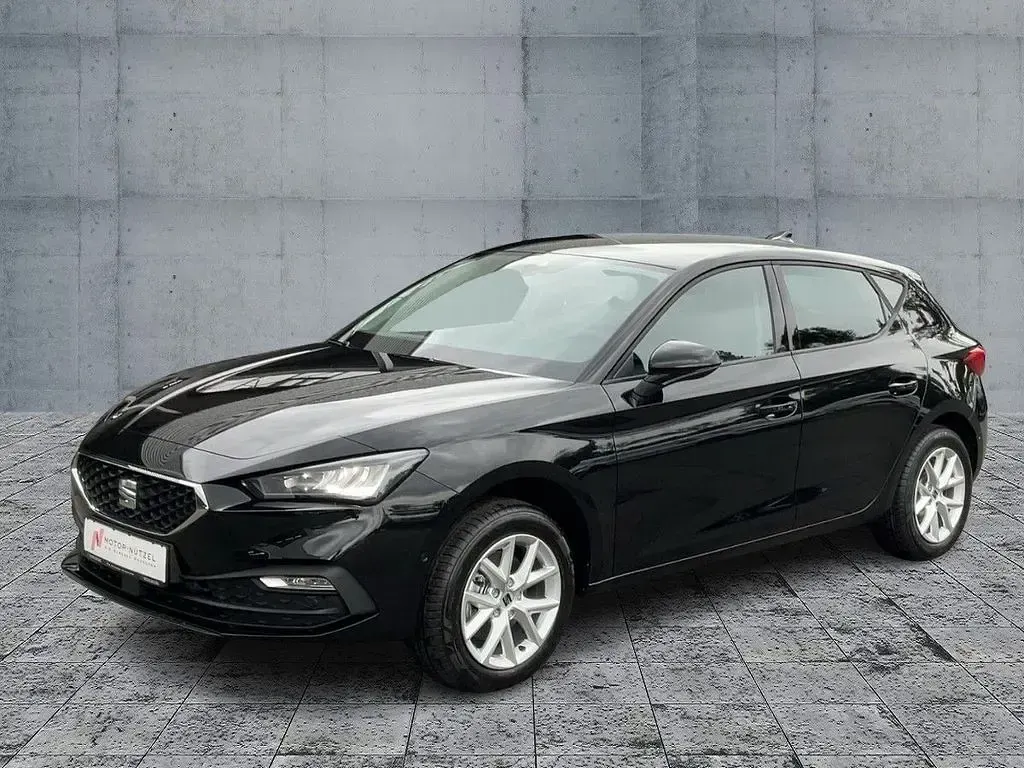 Gebraucht Seat Leon 150 PS (110 kW) 2026 Schwarz Limousine