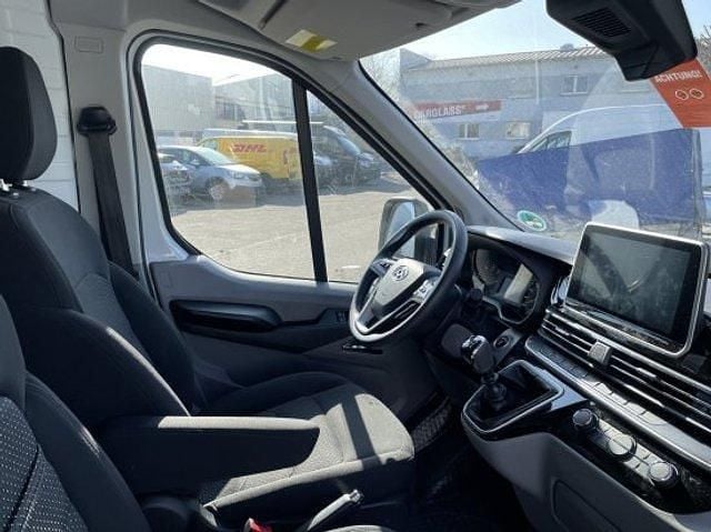 Gebraucht Maxus V90 148 PS (108 kW) 2024 Weiß Van