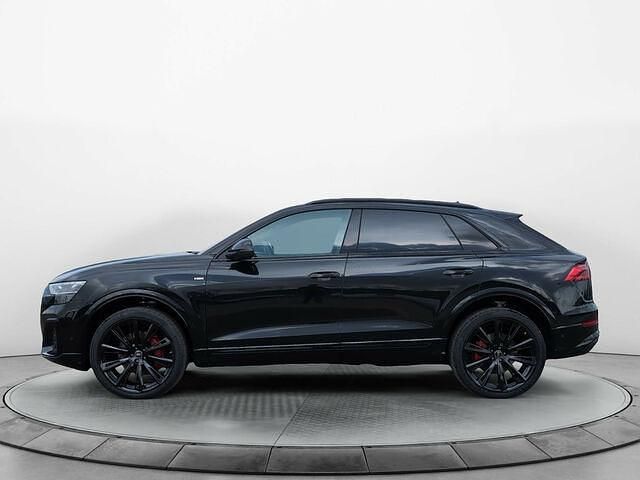 Neu Audi Q8 Sport 331 PS (243 kW) 2025 Mythosschwarz metallic SUV