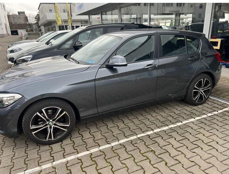 Gebraucht BMW 116 109 PS (80 kW) 2017 Grau Kleinwagen