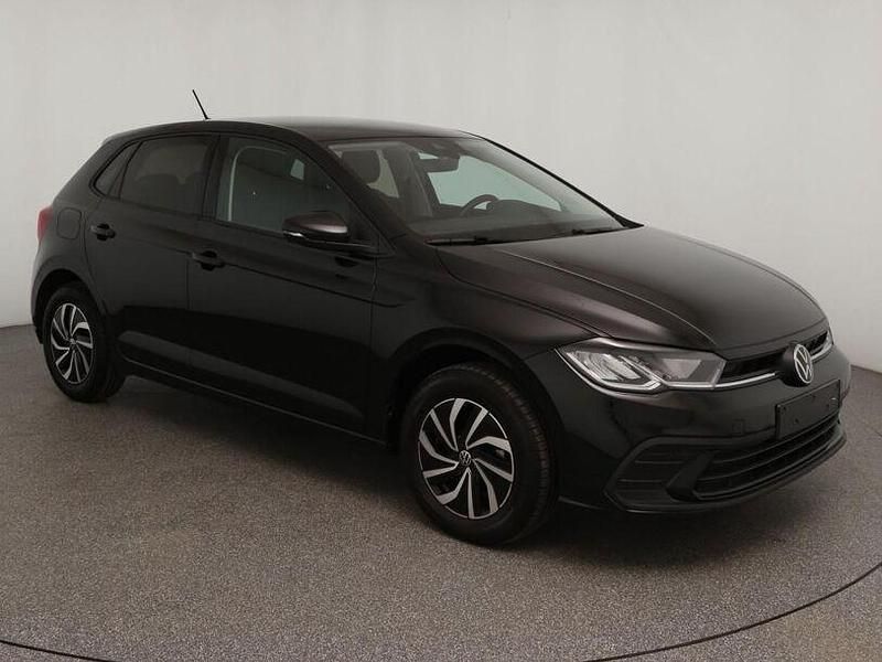 Gebraucht VW Polo Life 95 PS (69 kW) 2025 Schwarz Kleinwagen