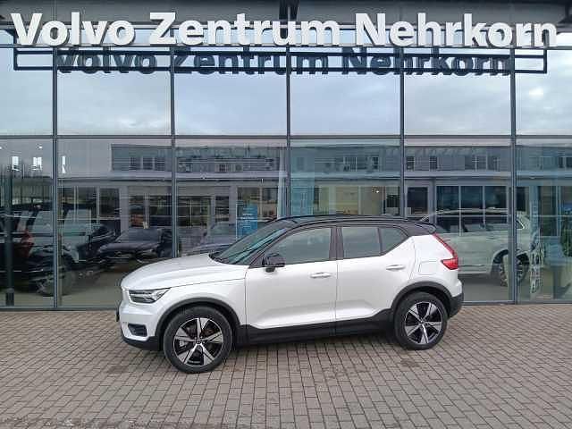 Gebraucht Volvo XC40 Plus 169 kW (231 PS) 2022 Weiß SUV