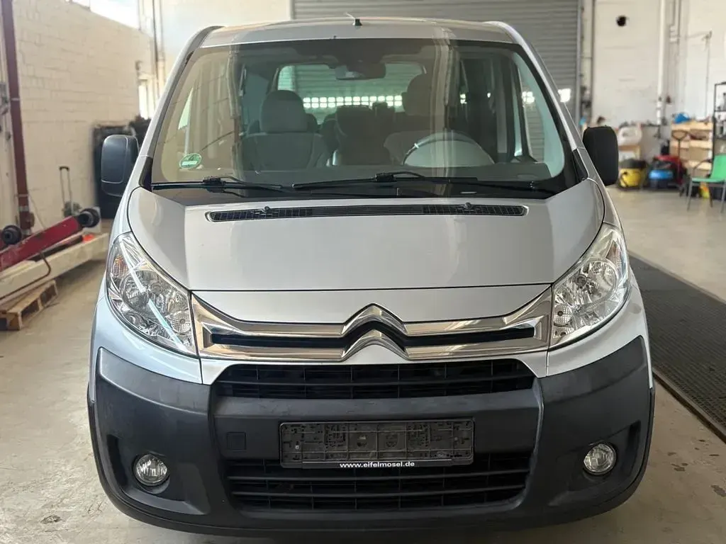 Używany Citroën Jumpy Tendance 128 KM (94 kW) 2012 Srebrny Minivan