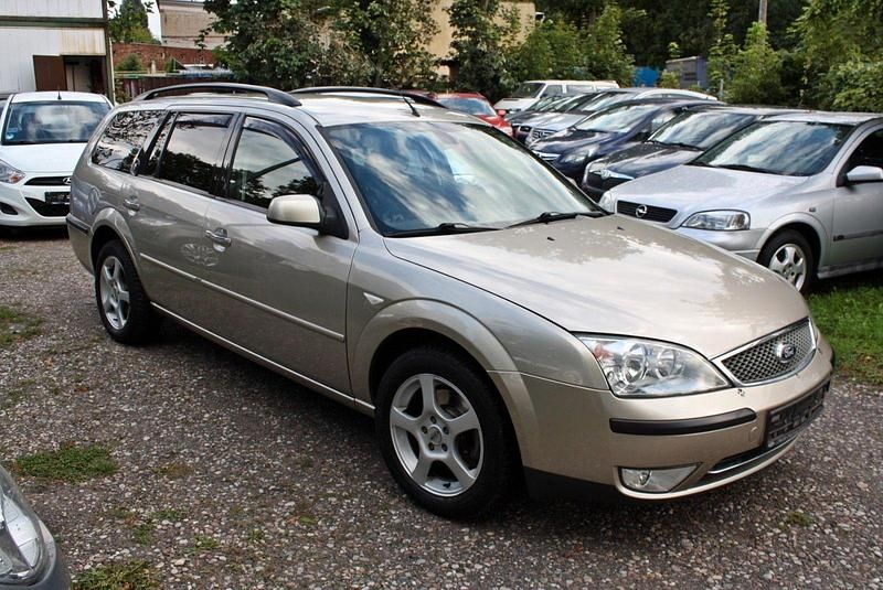 Gold Gebraucht 2004 Ford Mondeo Ghia Kombi | 3.599 € (Teuer) - Bild 1/4