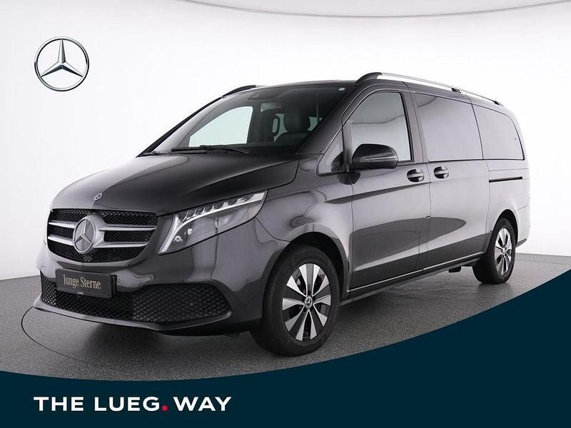 Grau Gebraucht 2024 Mercedes V250 Van / Kleinbus | 64.585 € (Superpreis) - Bild 1/4