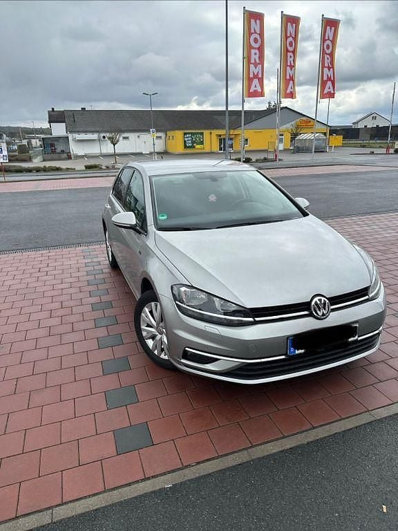 Gebraucht VW Golf VII Join 116 PS (85 kW) 2019 Silber Limousine