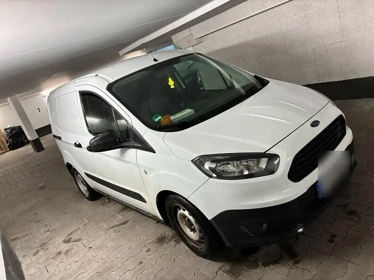 Gebraucht Ford Transit 2018 Weiß Van / Kleinbus