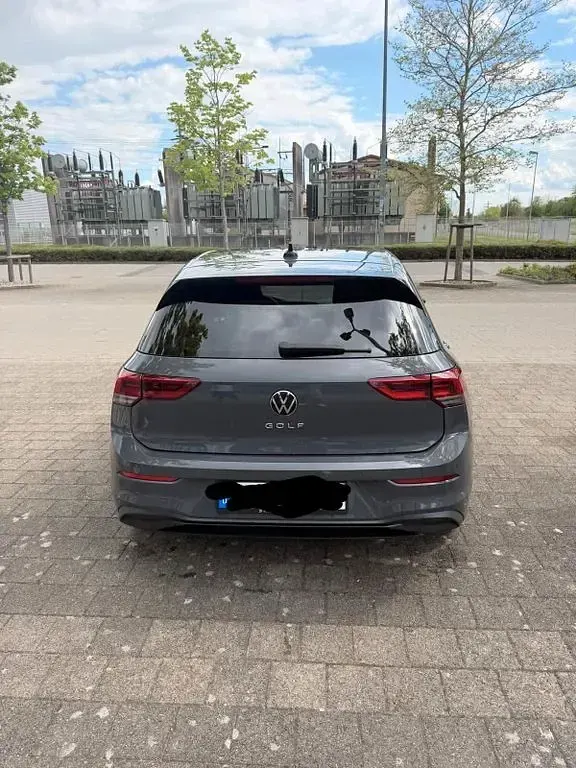 Second-hand VW Golf VII Active 150 CP (110 kW) 2021 Gri Hatchback