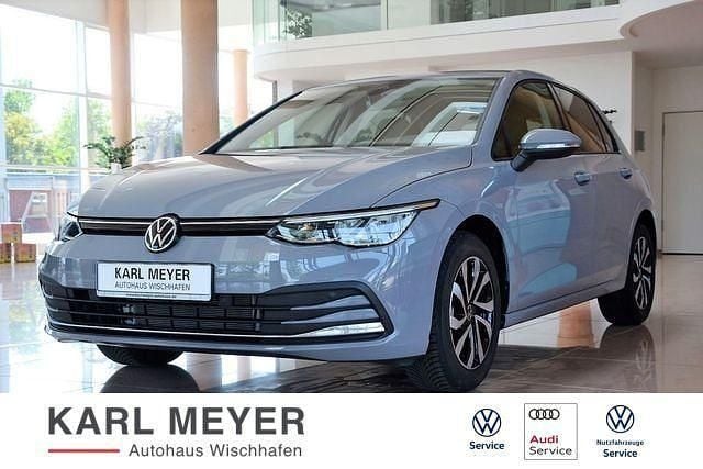 Grau Gebraucht 2022 VW Golf VIII Active Limousine | 18.680 € (Superpreis) - Bild 1/4