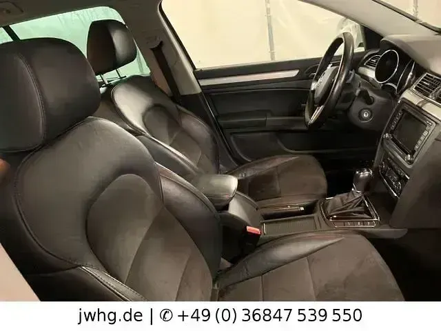Gebraucht Skoda Superb Best of 190 PS (139 kW) 2015 Weiß Kombi