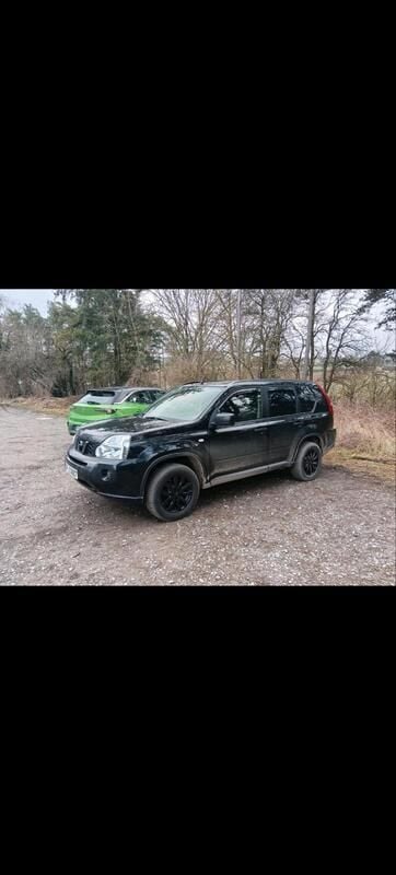 Schwarz Gebraucht 2008 Nissan X-Trail SUV | 9.000 € (Etwas zu teuer) - Bild 1/3