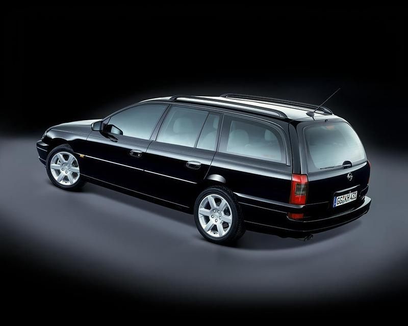 Schwarz Gebraucht 2001 Opel Omega Kombi | 1.400 € (Superpreis) - Bild 1/1