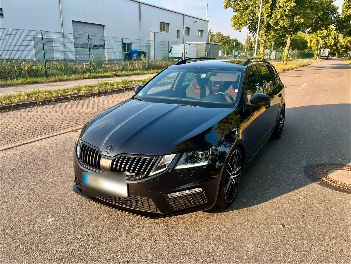 Gebraucht Skoda Octavia RS 230 PS (169 kW) 2018 Schwarz Kombi