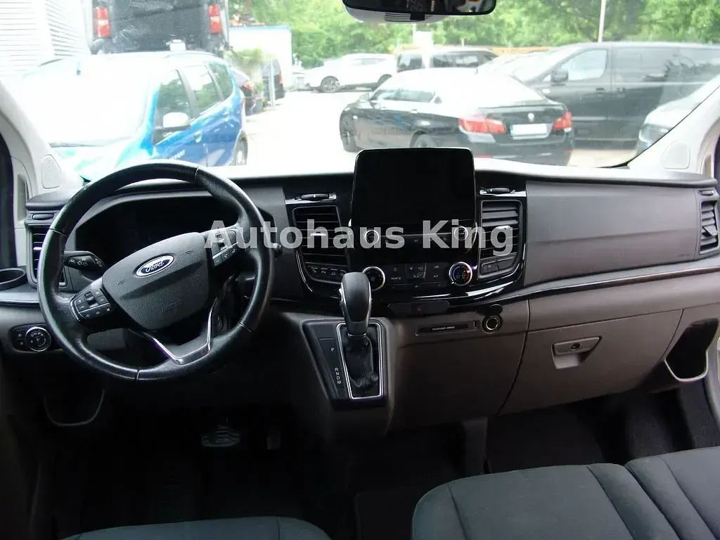 Gebraucht Ford Tourneo Custom Trend 185 PS (136 kW) 2020 Silber Van