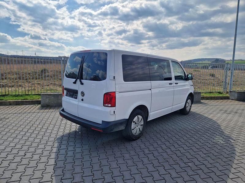 Gebraucht VW Transporter 110 PS (80 kW) 2023 Candyweiã Van