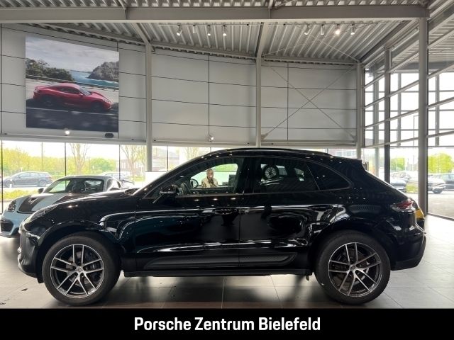 Gebraucht Porsche Macan 265 PS (194 kW) 2024 Schwarz SUV