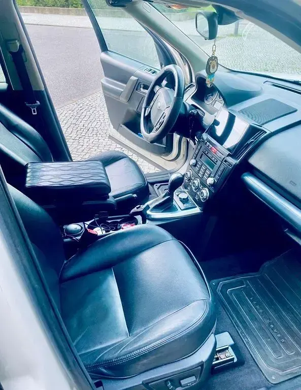Gebraucht Land Rover Freelander 2 HSE 152 PS (111 kW) 2009 Weiß SUV