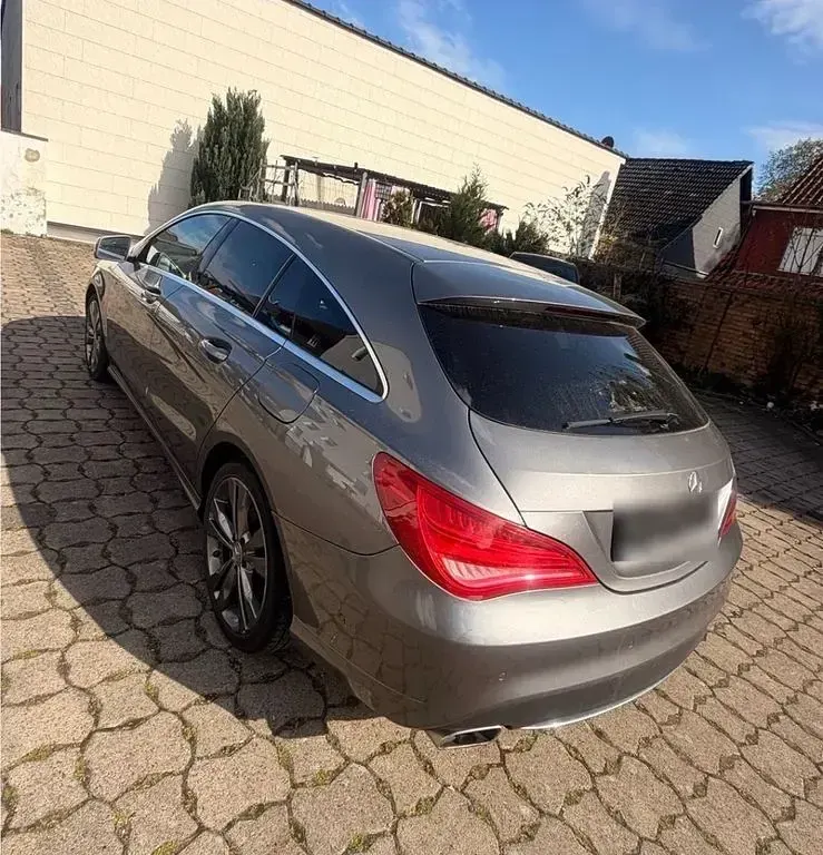 Gebraucht Mercedes CLA200 136 PS (100 kW) 2015 Grau Coupé
