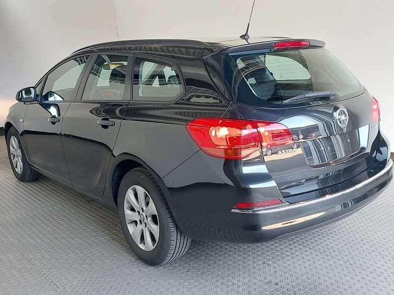 Gebraucht Opel Astra Style 140 PS (102 kW) 2015 Karbonschw graphitschw midnigh Kombi
