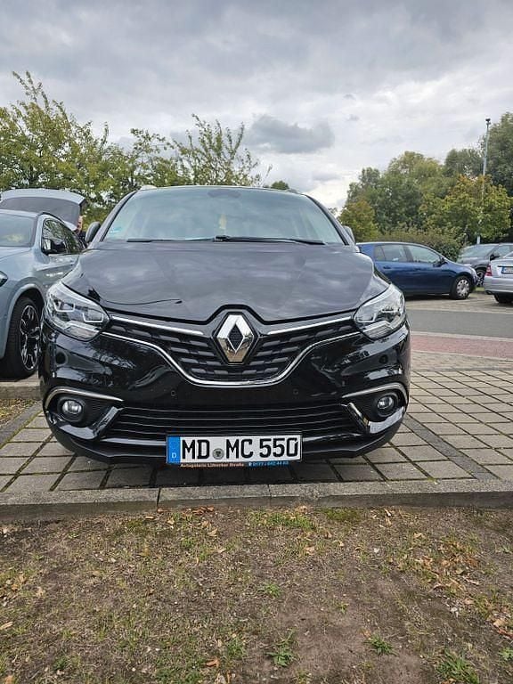 Schwarz Gebraucht 2017 Renault Grand Scénic IV Bose Edition Van / Kleinbus | 14.000 € (Guter Preis) - Bild 1/4