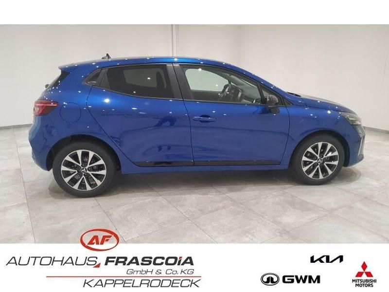 Neu Mitsubishi Colt Plus 91 PS (66 kW) 2025 M) (grau Limousine