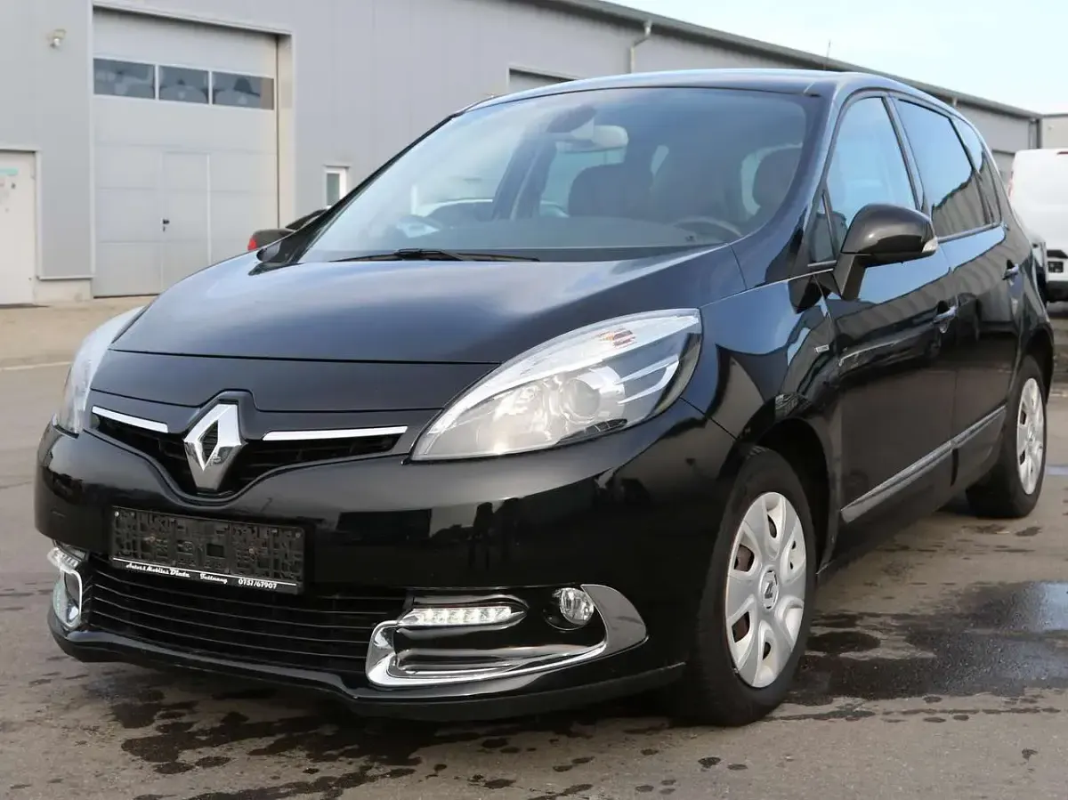 Gebraucht Renault Scénic III 131 PS (96 kW) 2014 Schwarz Limousine