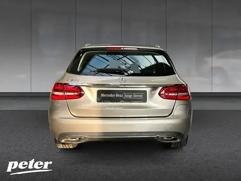 Gebraucht Mercedes C300e Avantgarde 211 PS (155 kW) 2021 Mojavesilber Kombi