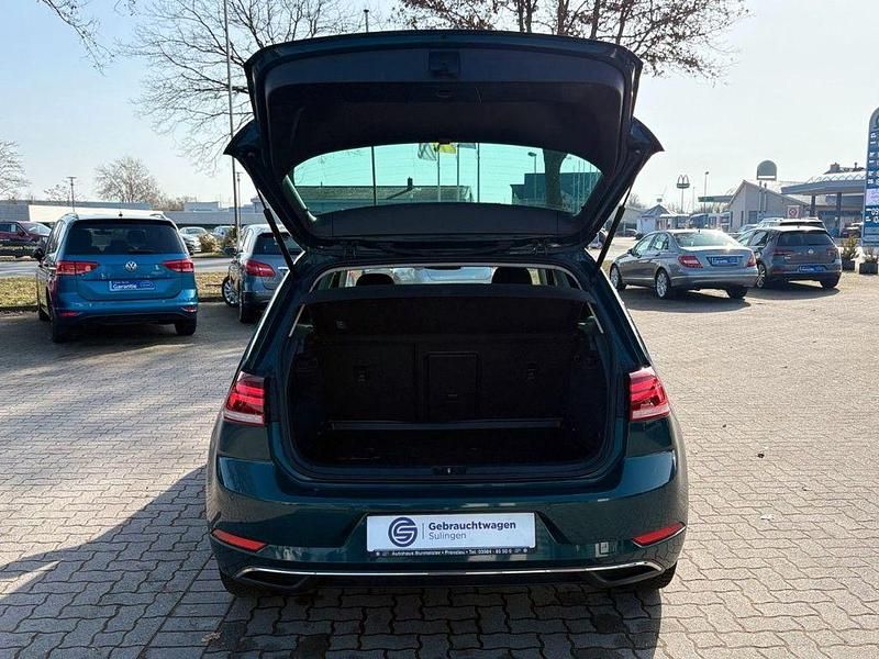 Gebraucht VW Golf VII 125 PS (91 kW) 2017 Grün Limousine