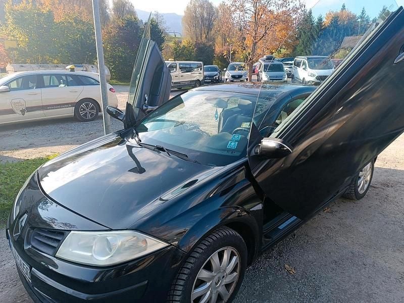 Schwarz Gebraucht 2006 Renault Mégane Cabriolet Privilege Cabrio | 1.550 € (Fairer Preis) - Bild 1/4