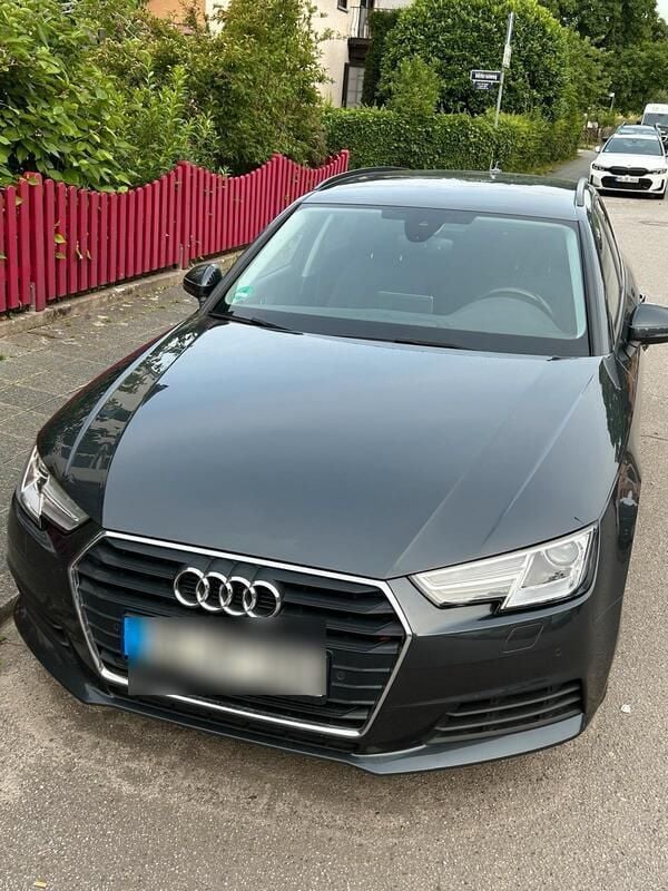 Grau Gebraucht 2016 Audi A4 Kombi | 13.600 € (Guter Preis) - Bild 1/4