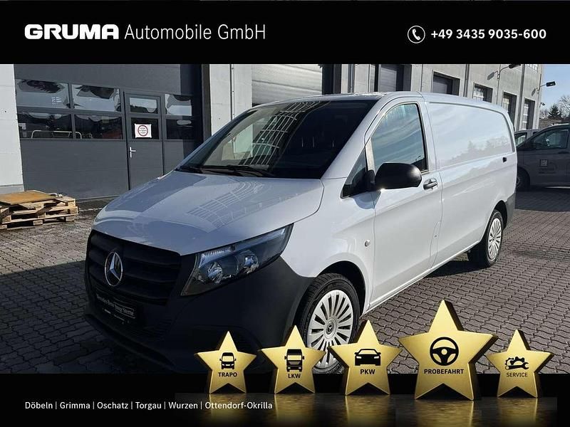 Gebraucht Mercedes Vito 163 PS (119 kW) 2024 Arktikweiß Van