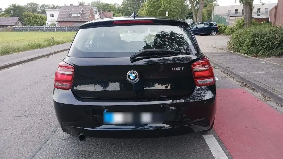 Gebraucht BMW 116 136 PS (100 kW) 2014 Schwarz Kleinwagen