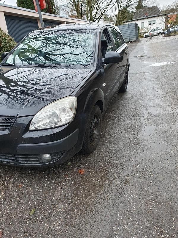 Gebraucht Kia Rio 75 PS (55 kW) 2007 Kleinwagen